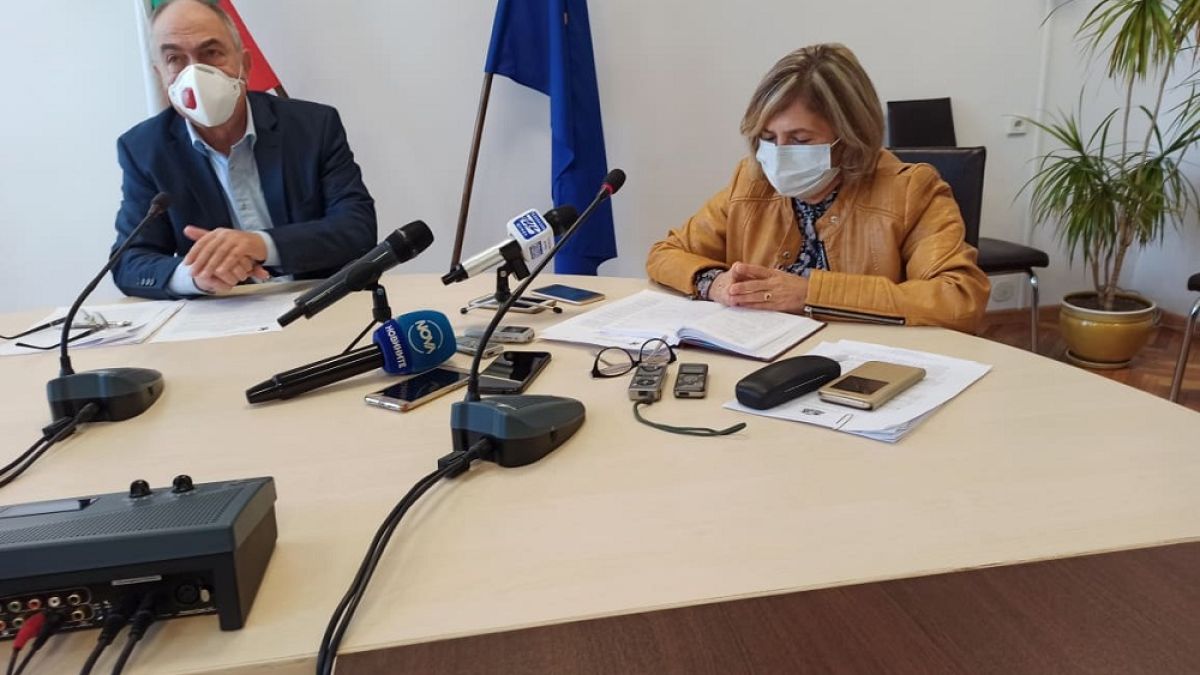В голям наш град въвеждат вечерен час и затягат максимално мерките