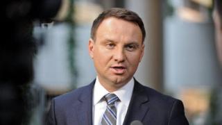 И президентът на Полша пипна К-19 