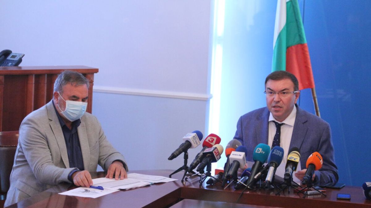 Брифингът на щаба: Без здравния министър и доц. Кунчев заради карантина