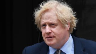 Борис Джонсън иска да се измъкне с лукавство от задънената улица със Северна Ирландия