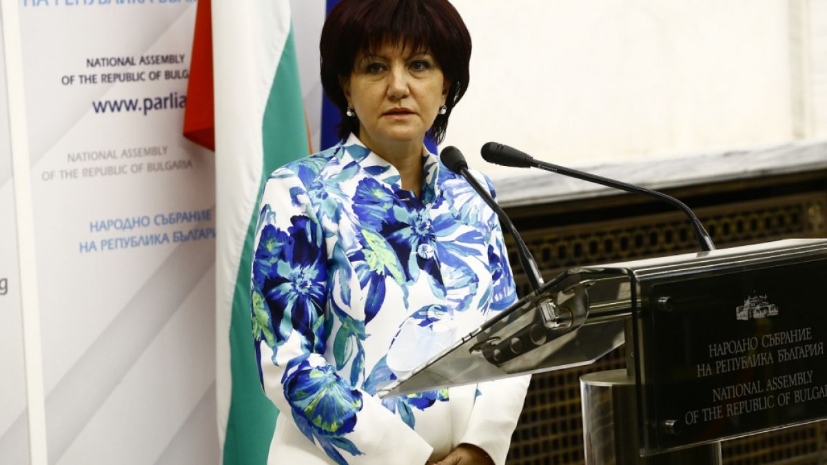 Караянчева срази пишман политиците
