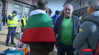 „Отровното трио” без маски налази Министерския съвет ВИДЕО