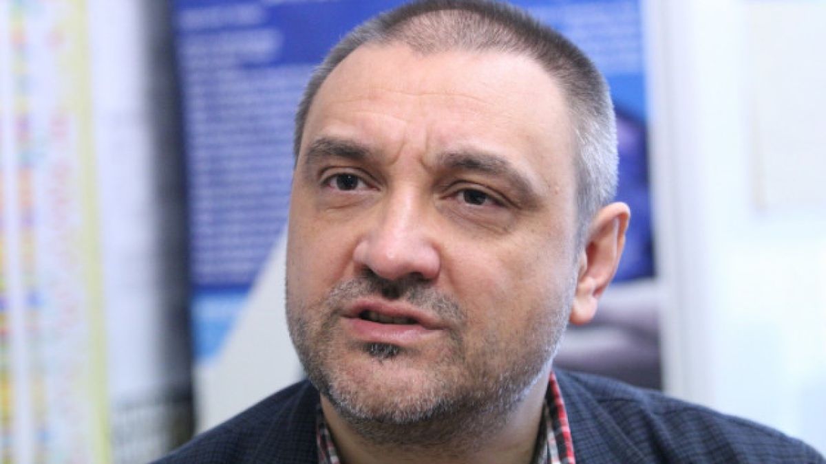 Доц. Чорбанов: Затваряне на хора ще свие заболеваемостта, но след 2 месеца...