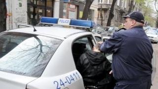 Акция в Гоце Делчев: Удариха знаков дилър
