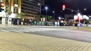 Става страшно: В тази страна дори спряха градския транспорт заради К-19