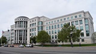 Свидетелите на Йехова принудиха 14-годишна да слуша изнасилването си 4 часа