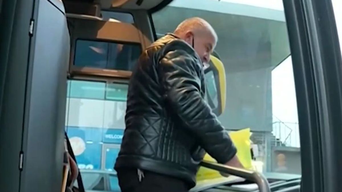 Туристическа агенция погази наредбите на здравния министър, но... ВИДЕО