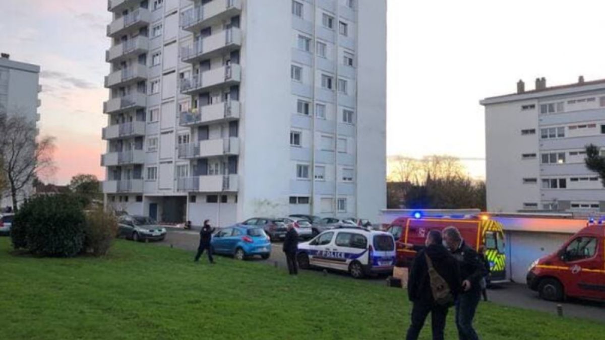 Още двама заклани във Франция, нападателят е... СНИМКА