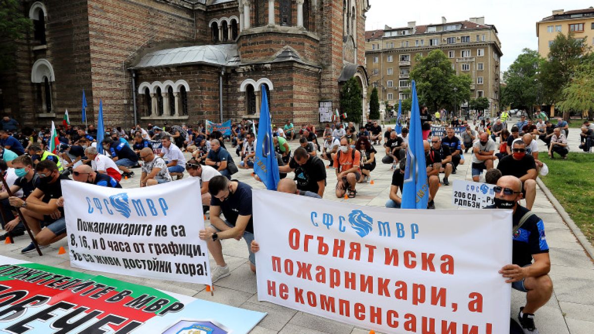 Полицаите се готвят за национален протест