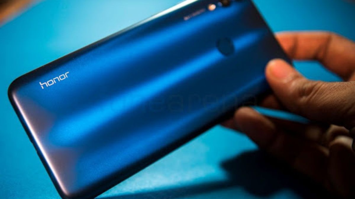Huawei обяви продажбата на свой бранд