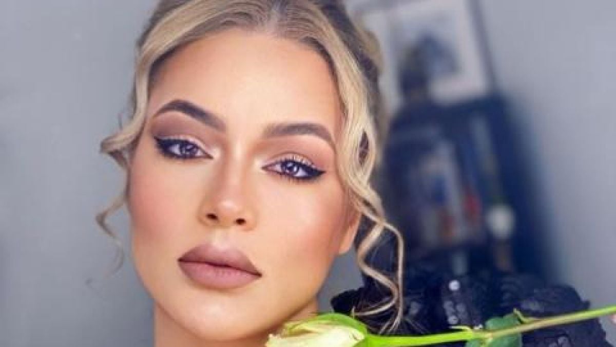 Без свян: Жени Джаферович се пусна чисто гола от ваната СНИМКА 18+