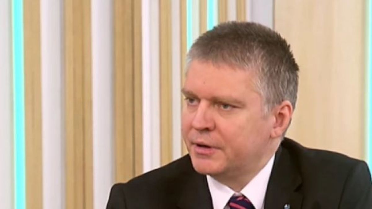 Любомир Аламанов: Хората умират по стълбите на болниците, те с логистика се оправдават!