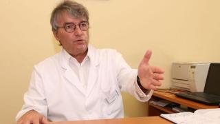 Акад. проф. Трайков за COVID-19: Тази гадост се предава много лесно