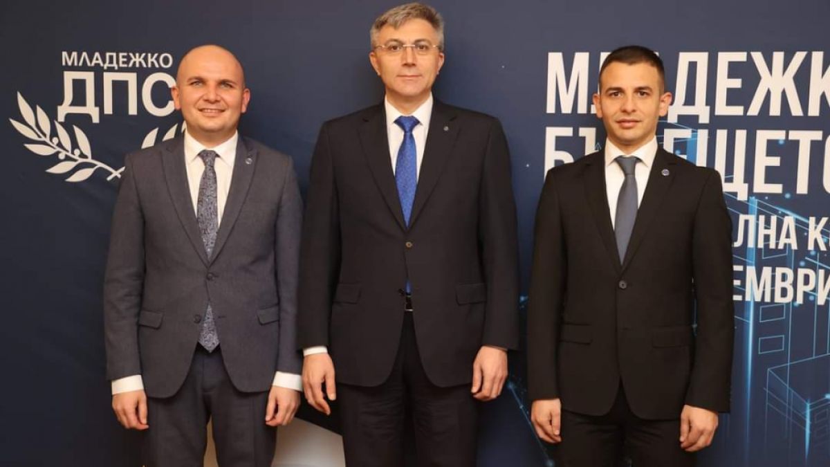 Мустафа Карадайъ към младежите на ДПС: Вие сте бъдещето на страната!