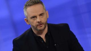 Любо Огнянов: Синият жълтопаветен интернационал под дъгата