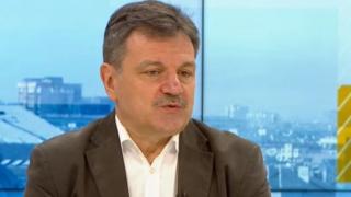 Д-р Симидчиев обясни кога ще намалеят заболелите с новите мерки срещу К-19