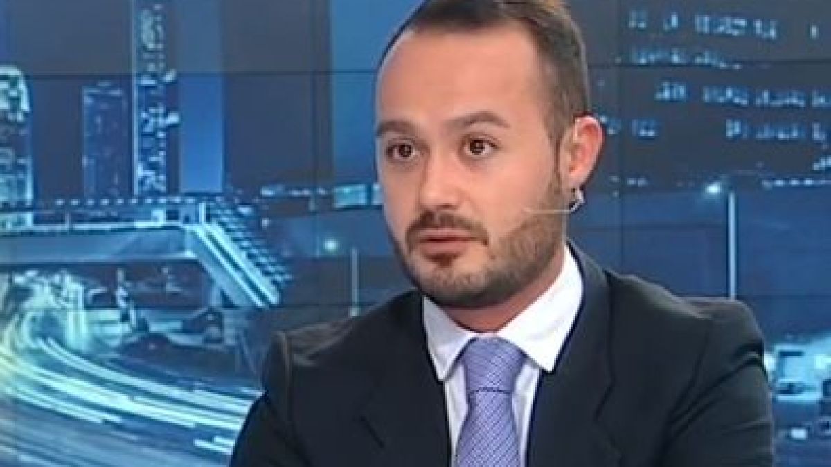 Математикът Велков прогнозира още много смърт от К-19 у нас и кога ще има обрат 