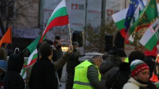 Калина Андролова: Ако не въвеждат локдаун – протестират, ако въвеждат – пак