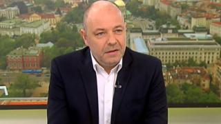 Проф. Габровски: Затварят ни заради тези, които горяха маски по площадите