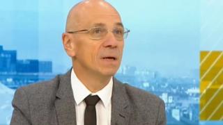 Доц. Сотир Марчев обясни какво да правим всеки ден, за да не пипнем К-19 