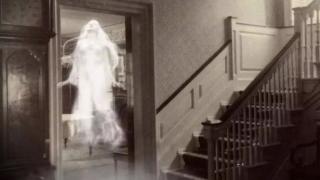 Зловещо: Призраци завладяват домовете на американците по време на карантината