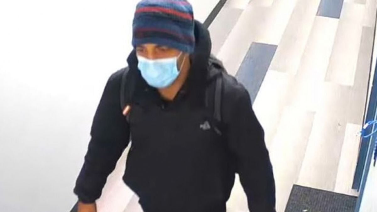Нерез награби да изнасилва 14-годишна в лекарски кабинет посред бял ден ВИДЕО