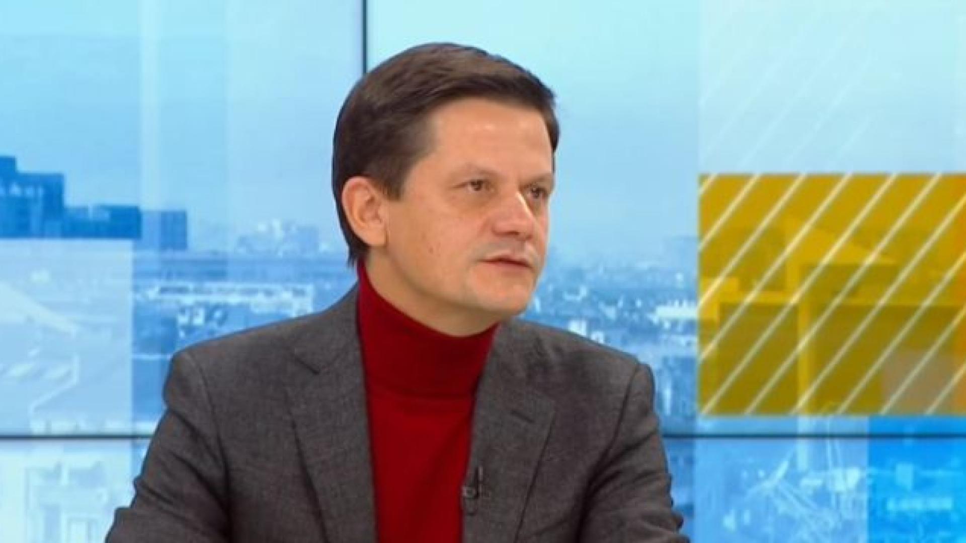 Шефът на КЗП обясни как да се предпазим от големи шашми по време на Черния петък