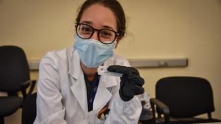 Българска болница почва да тества безплатно пенсионери за COVID-19