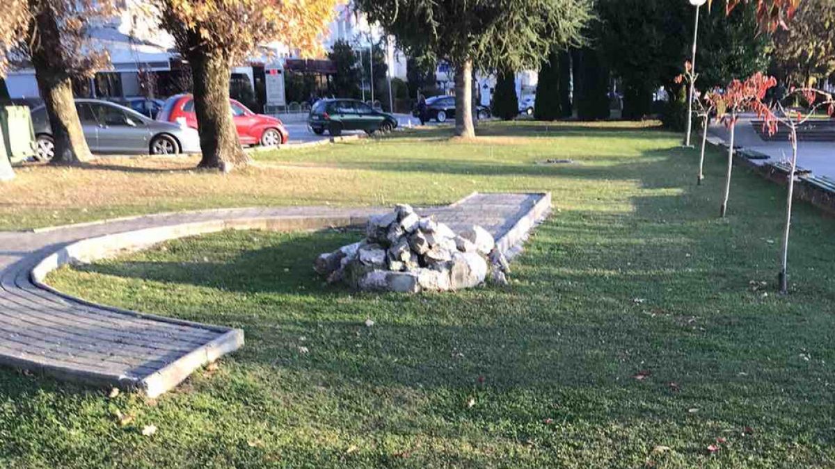 От външно с гневна реакция след скандалната гавра на македонците СНИМКИ