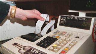 Данъчните взимат на прицел 7000 фирми 