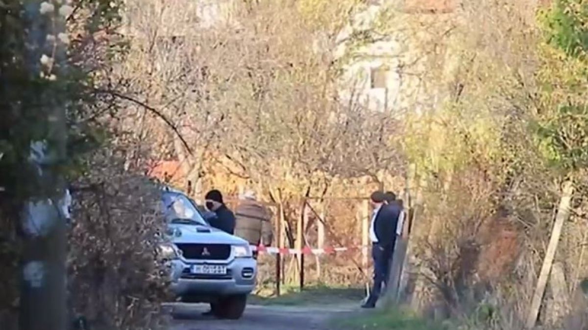 Само в БЛИЦ: Още двама арестувани за жестокото двойно убийство в Шумен