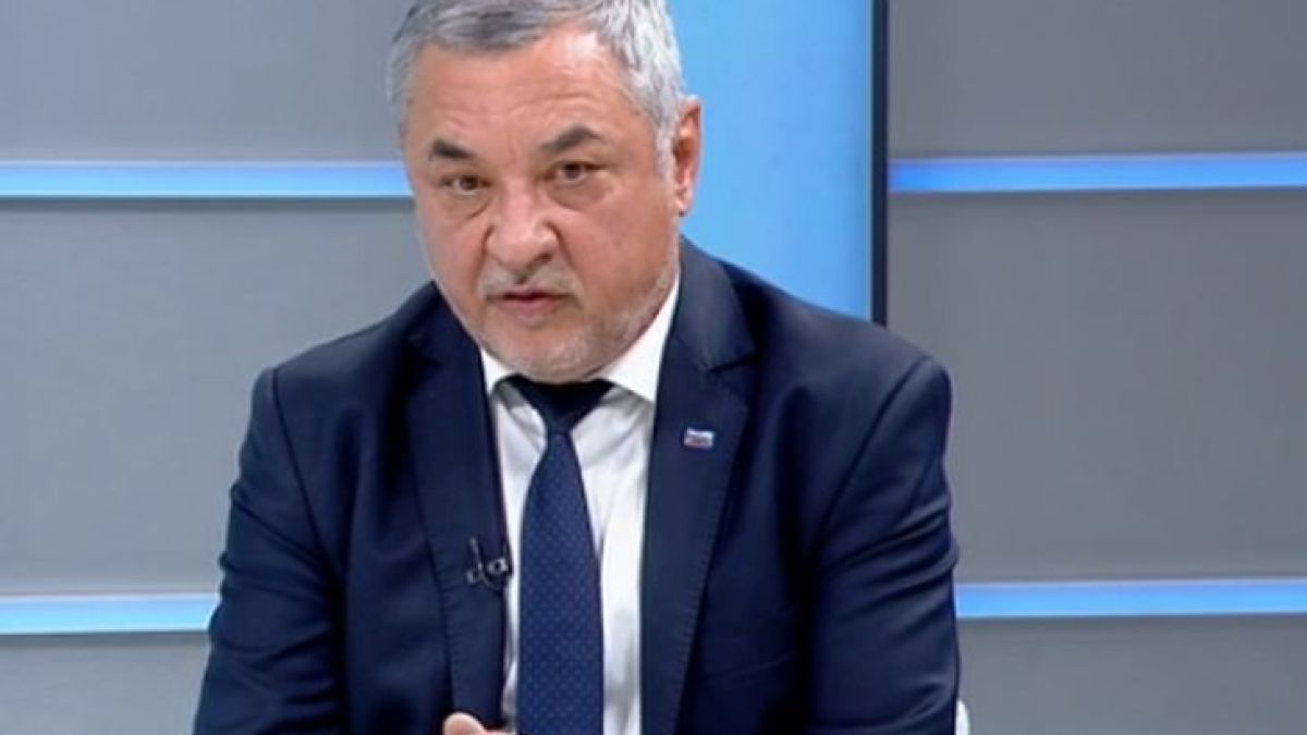 Валери Симеонов попари здраво всички българи за ваксините срещу К-19