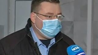 Криза в Свищов: Медсестри без К-19 си пуснаха вкупом болнични, кметът стана доброволец ВИДЕО