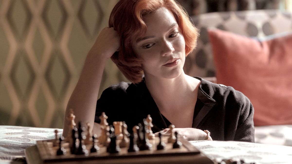 Сериалът Queen's Gambit събуди шахмата