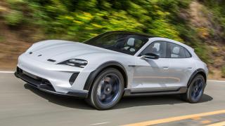 Porsche откри начин да спаси колите с ДВГ от електрификацията 