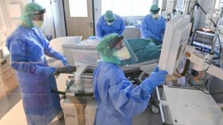 Професор посочи две лекарства, с които е нужно човек да се запаси при пандемията