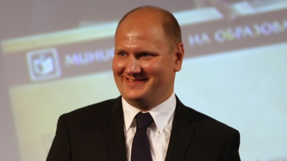 Доц. Велизар Шиваров обясни защо ваксината на Pfizer е безопасна 