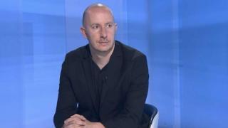 Михаил Кръстев: Извергът, отрязал главата на френски учител, е погребан с уважение в Чечня