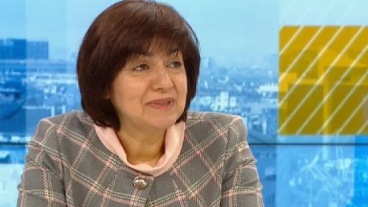 Доц. Стаевска изброи трите варианта, които имаме за К-19 