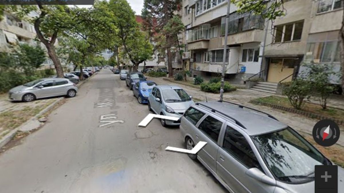 Извънредно в БЛИЦ! Тройно убийство в центъра на Варна СНИМКА