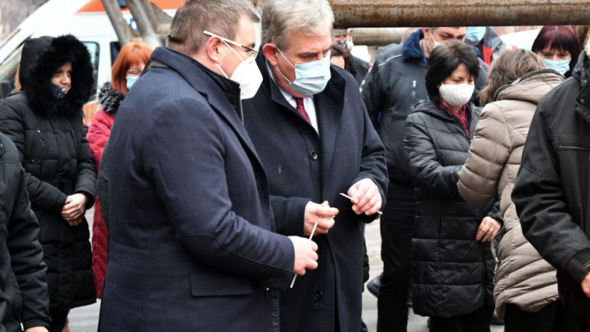 Шефът на Спешна помощ каза какво се случва в София след въвеждането на ограничителните К-19 мерки 