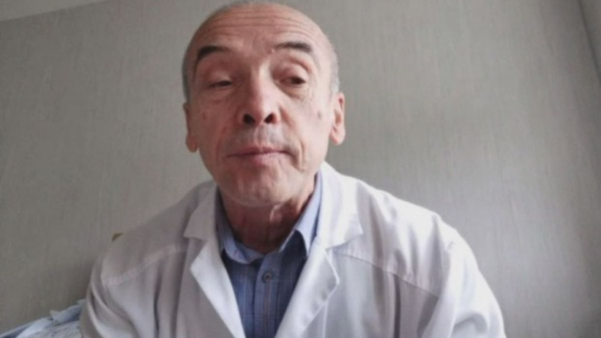 Разкриха дали доц. Мангъров ще се ваксинира срещу К-19