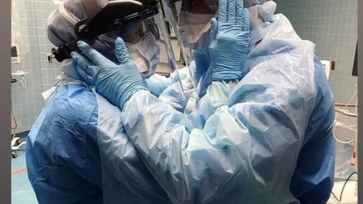 В наша болница спасиха живота на болна от К-19 в изключително тежко състояние с нов терепавтичен подход