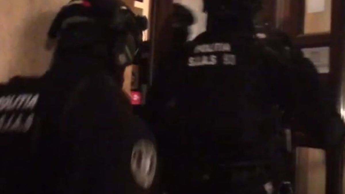Зрелищно ВИДЕО от ареста на нашите ало барони при спецакция в Букурещ 