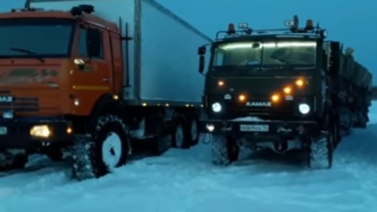 Вижте какво е да си тираджия в най-студената част на Русия ВИДЕО