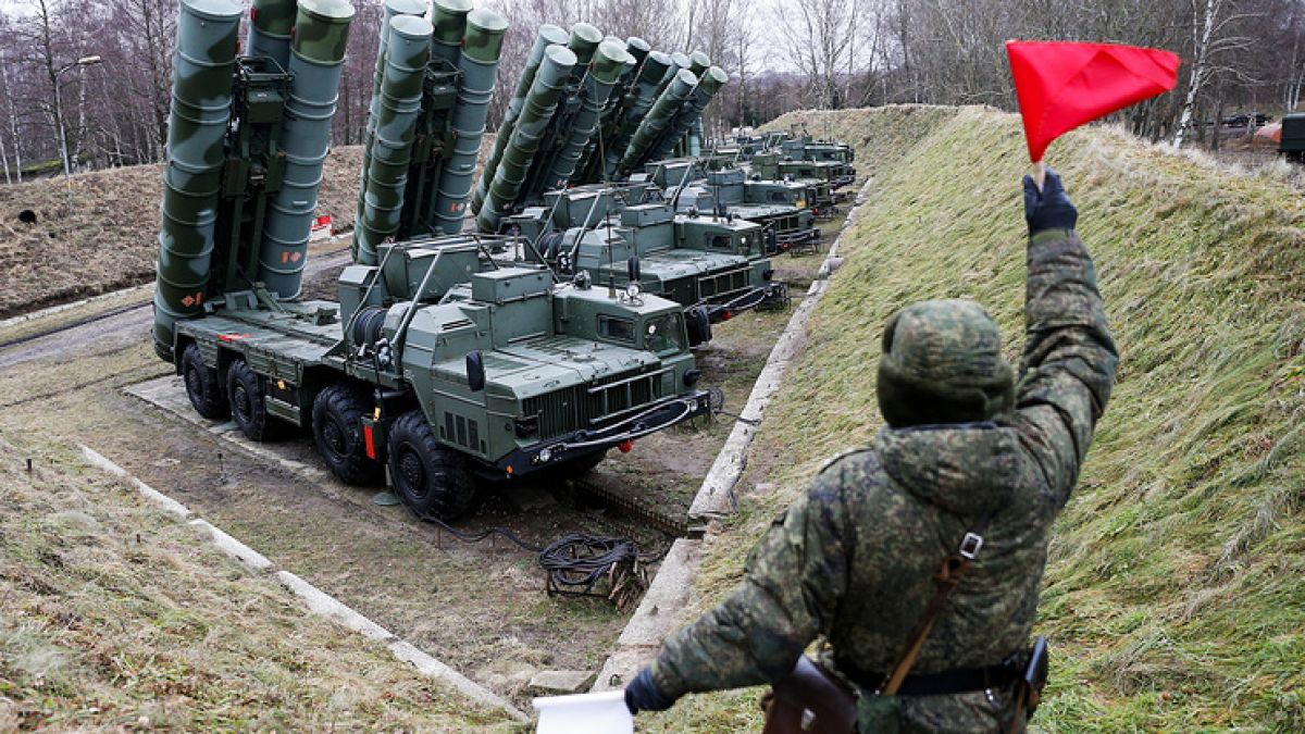 Опозицията в Турция зове за незабавно активиране на руските С-400