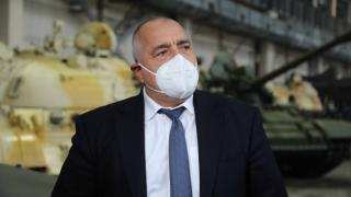 Борисов видя обновени танкове в "Терем" и разби критиците на разходите за отбрана НА ЖИВО