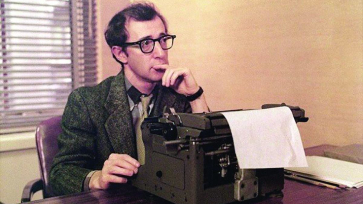 Уди Алън на 85: Почтеността и честността са скъпи подаръци, не ги очаквайте от евтини хора 