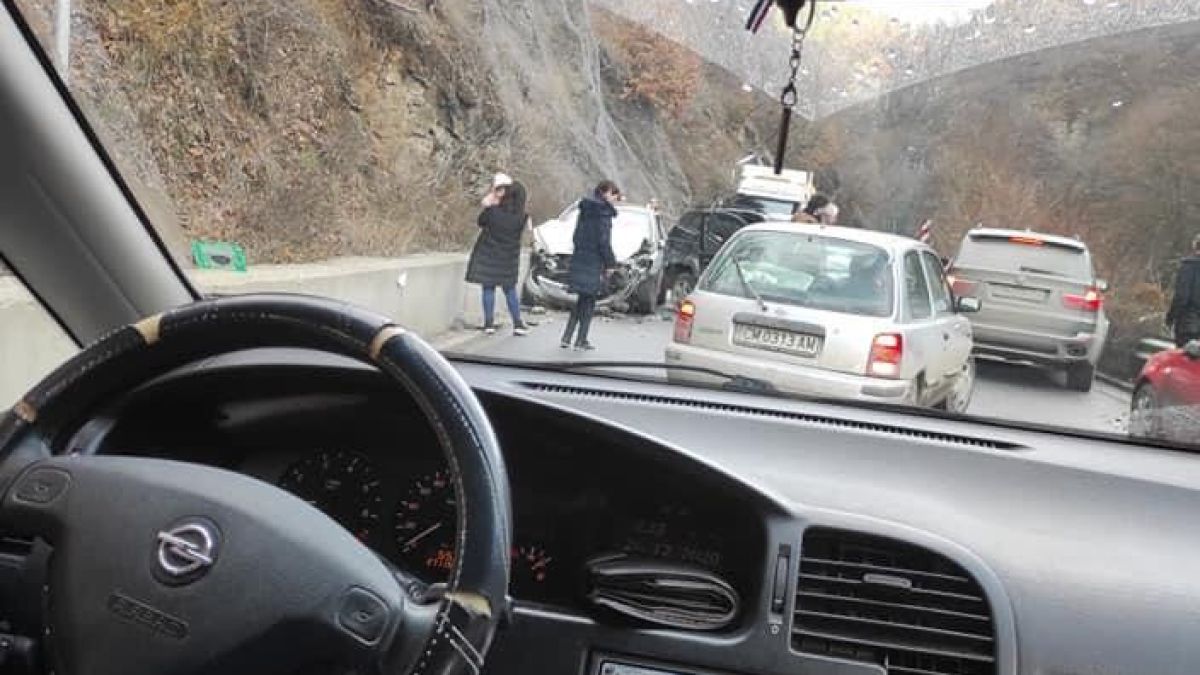 Адско меле между Наречен и Нареченски бани СНИМКИ