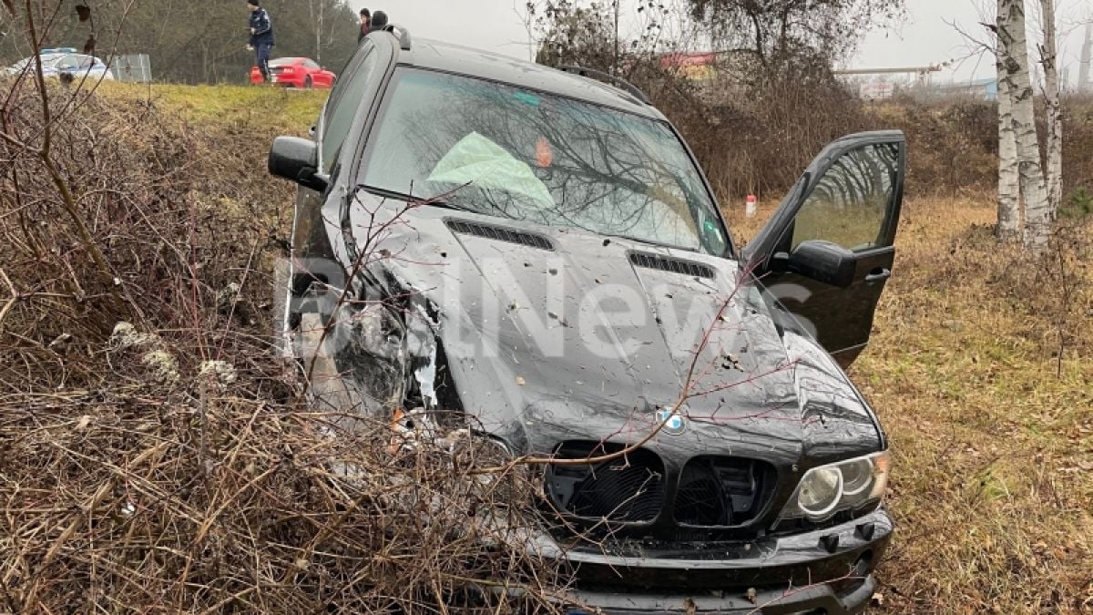 Жестоко меле с два джипа във Враца СНИМКИ